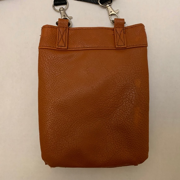 Roxy Cute Crossbody Fringe Bag Brown - Picture 3 of 8